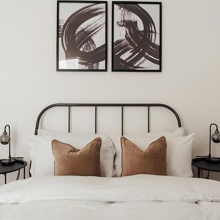 Stylish 2 Bedroom Flat In Ilford, London エクステリア 写真